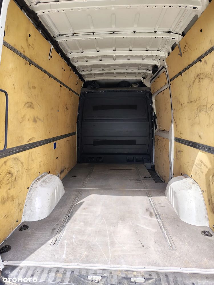 Volkswagen Crafter - 6