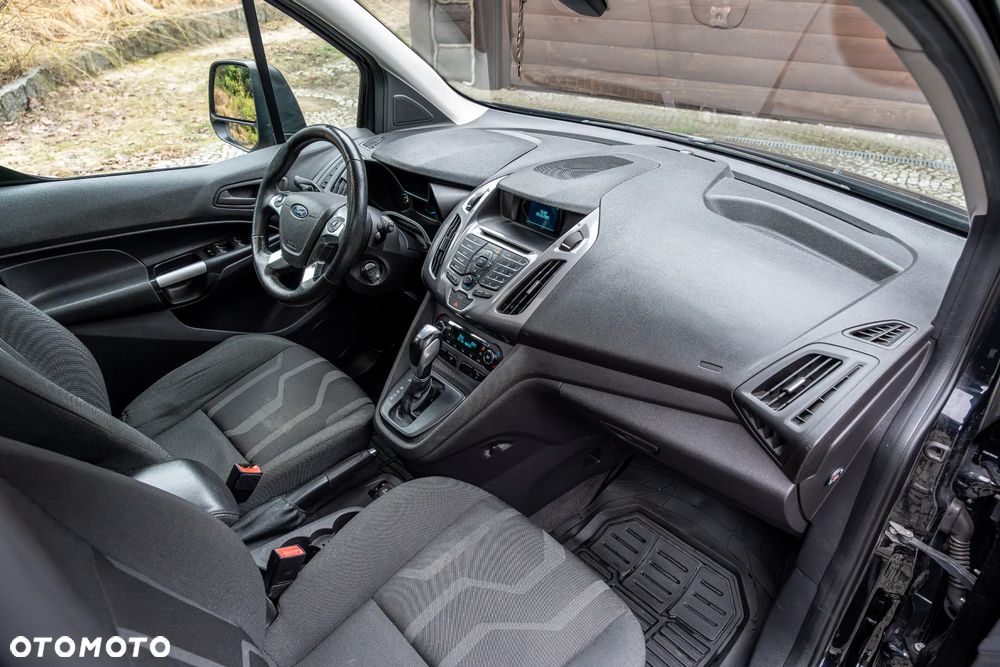 Ford Tourneo Connect Grand - 26