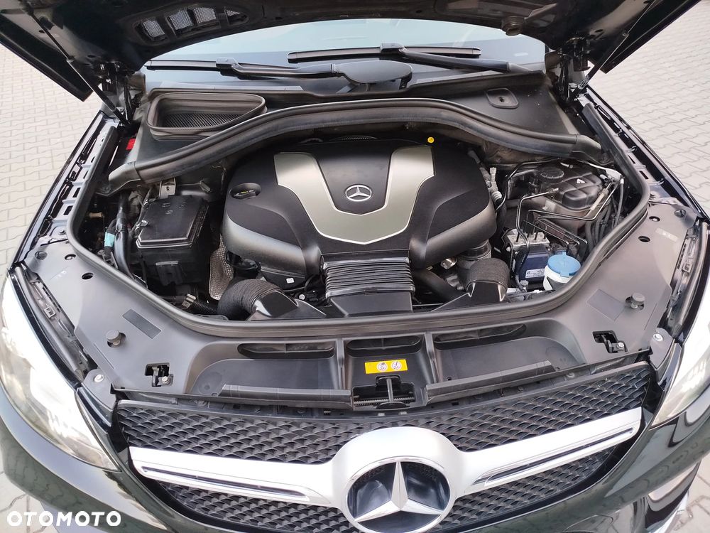 Mercedes-Benz GLE 350 d Coupe 4Matic 9G-TRONIC AMG Line - 26