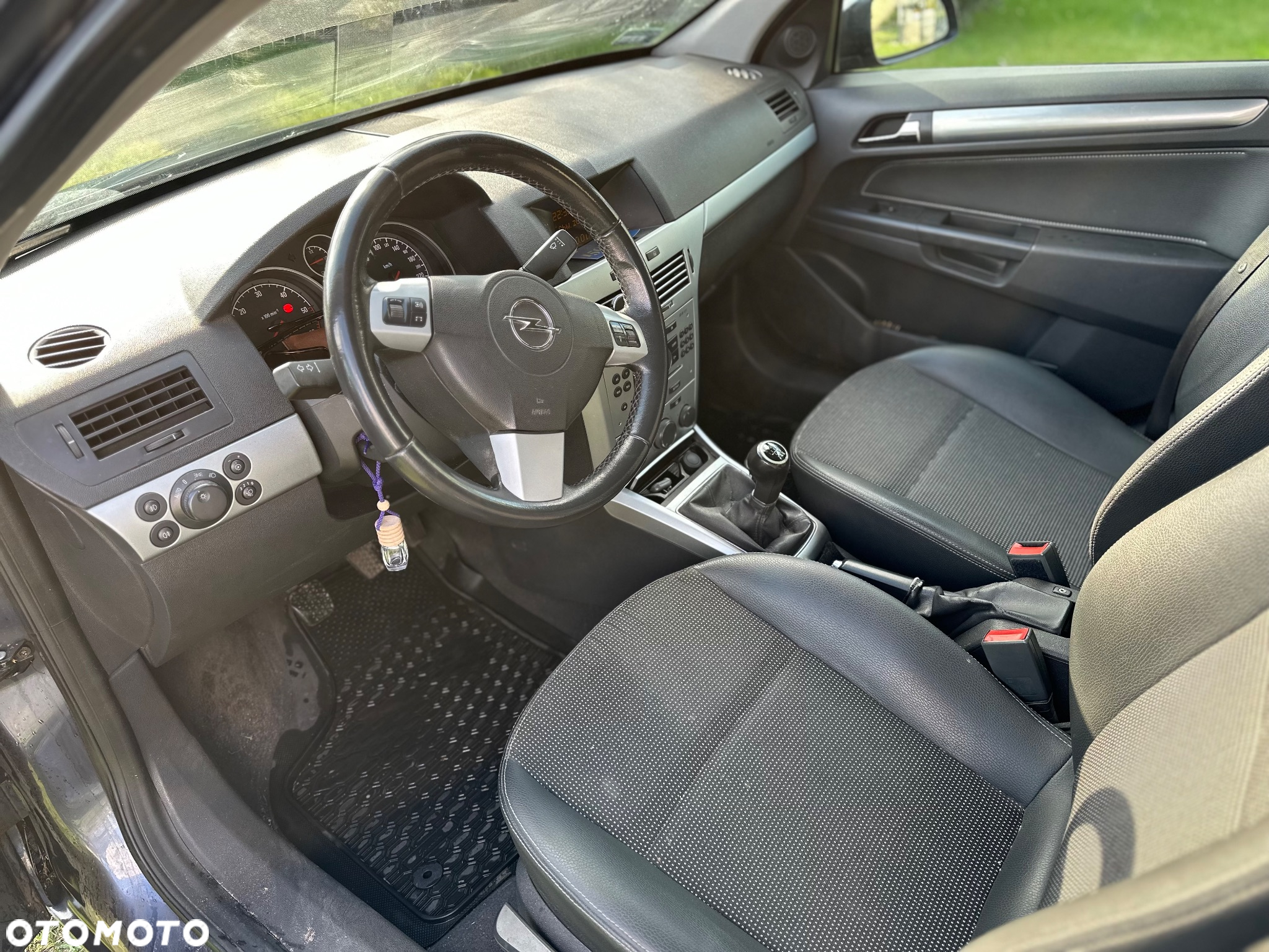 Opel Astra 1.7 CDTI DPF - 8