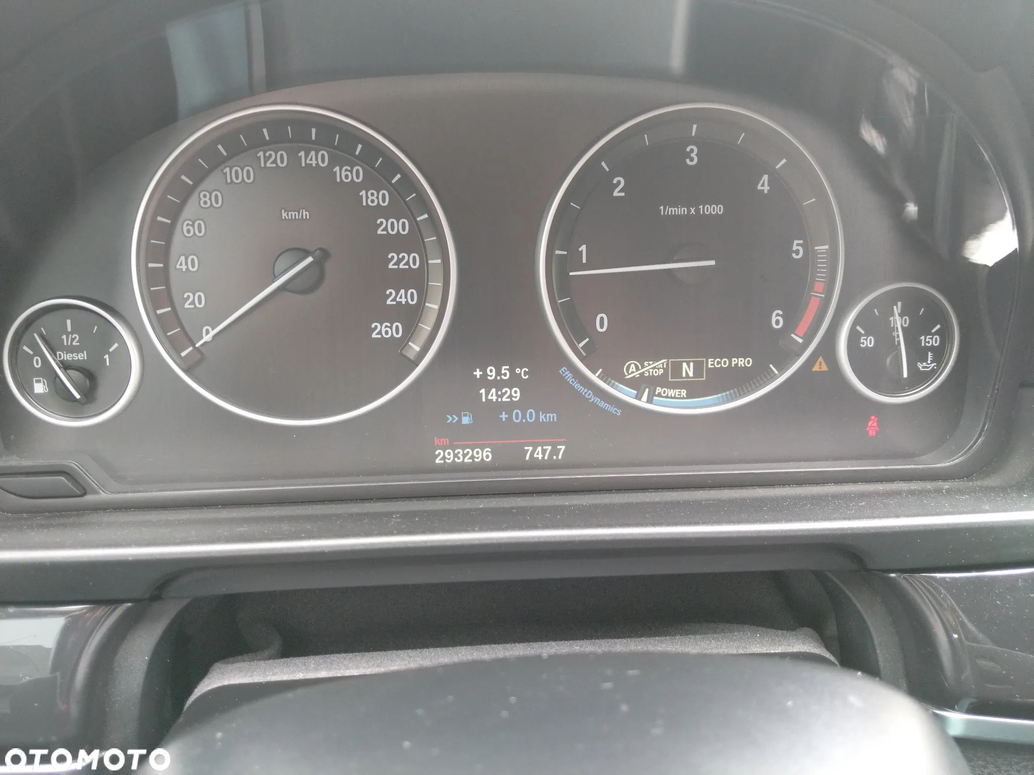 BMW Seria 5 520d xDrive - 9