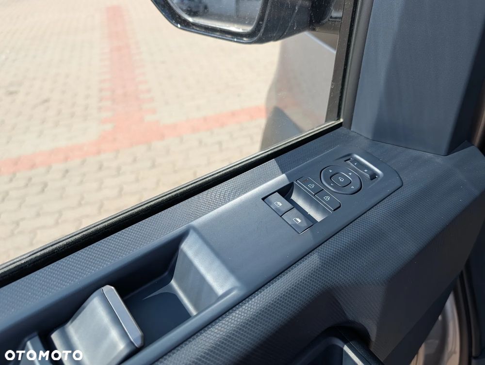 Kia PV5 - 7