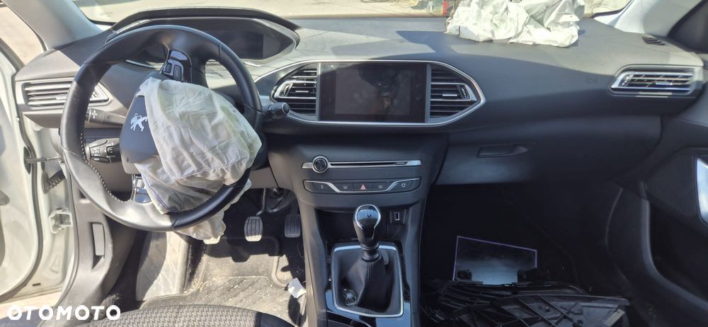 Peugeot 308 1.2 PureTech GPF Active Pack S&S - 13