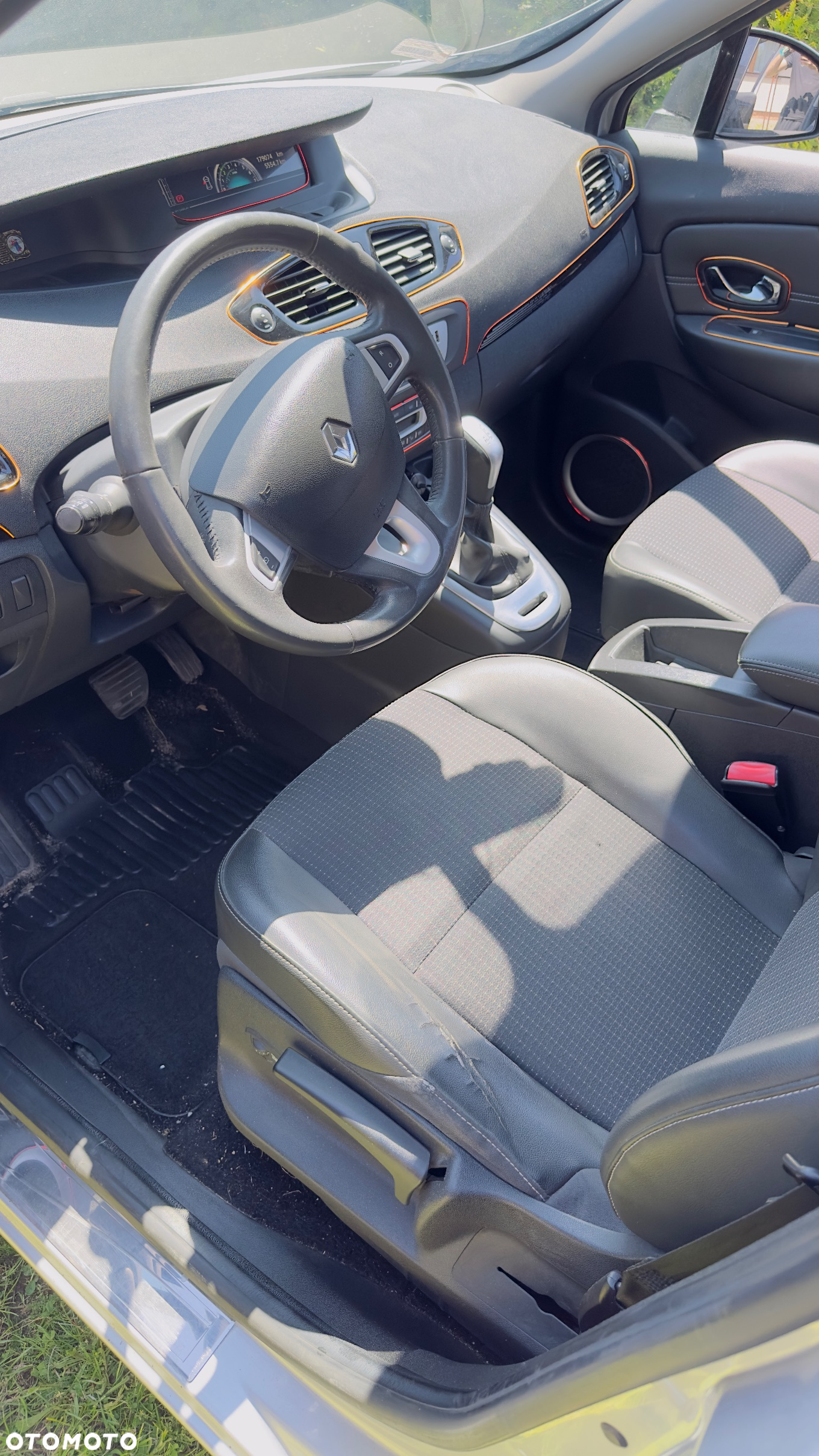 Renault Scenic 2.0 16V Privilege X-Tronic CVT - 21