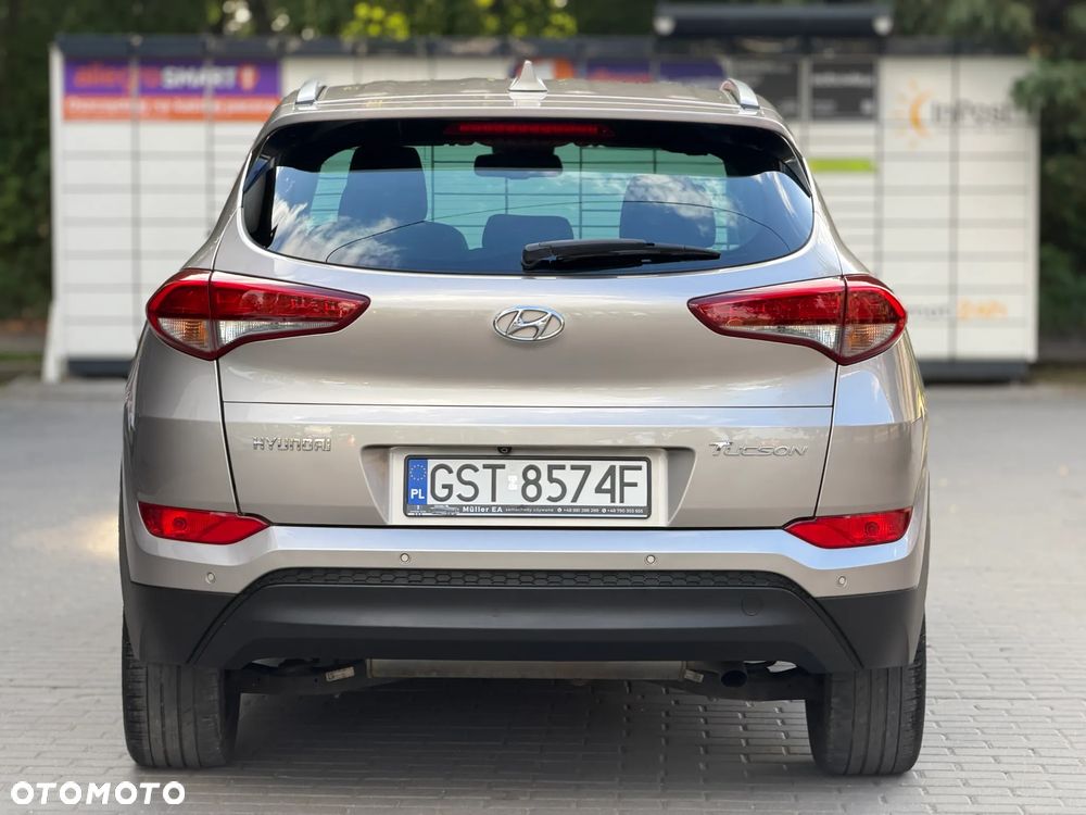 Hyundai Tucson 1.7 CRDI BlueDrive TourdePologne 2WD - 13