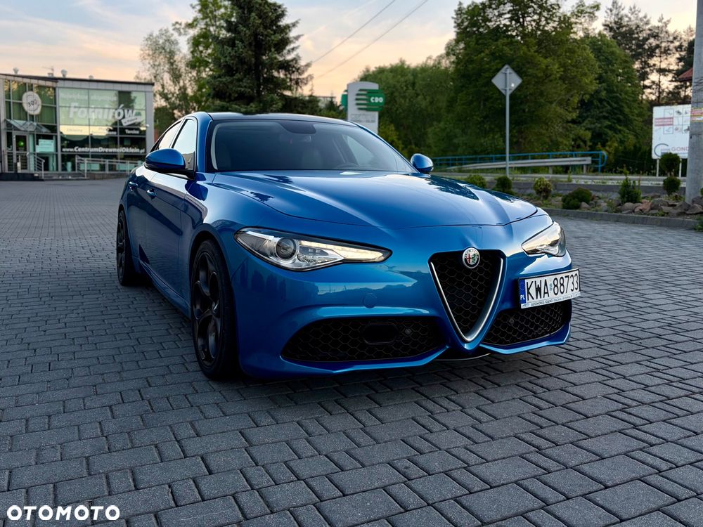 Alfa Romeo Giulia 2.0 Turbo 16V AT8 Veloce - 4