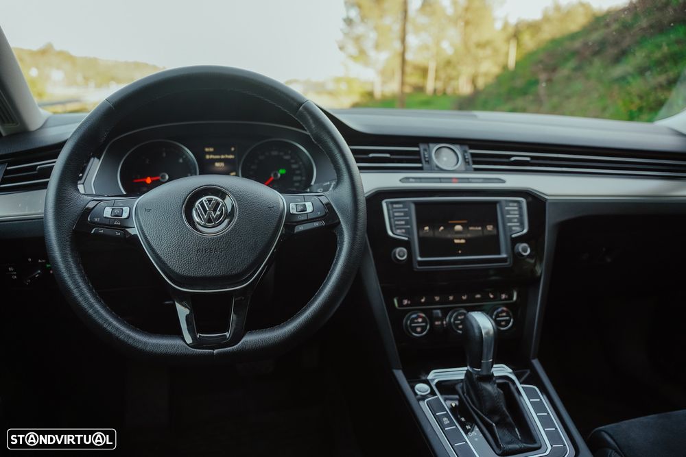 VW Passat Variant 2.0 TDi Highline DSG - 30