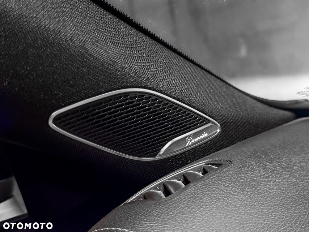 Mercedes-Benz CLA 250 E AMG Line 8G-DCT - 20