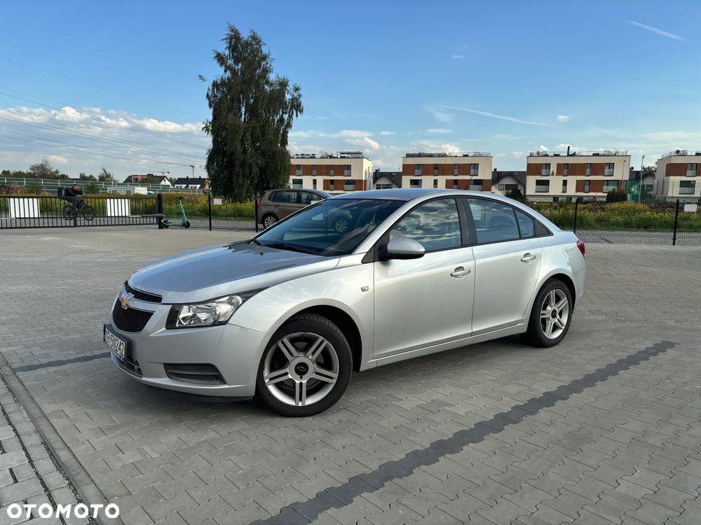 Chevrolet Cruze 1.7 LT - 1