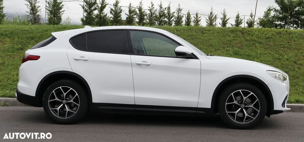 Alfa Romeo Stelvio 2.2 16V AT8-Q4 Executive - 7