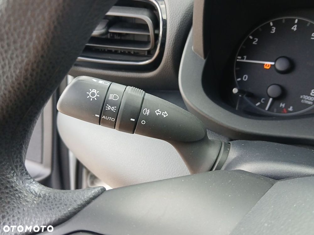 Toyota Yaris - 26