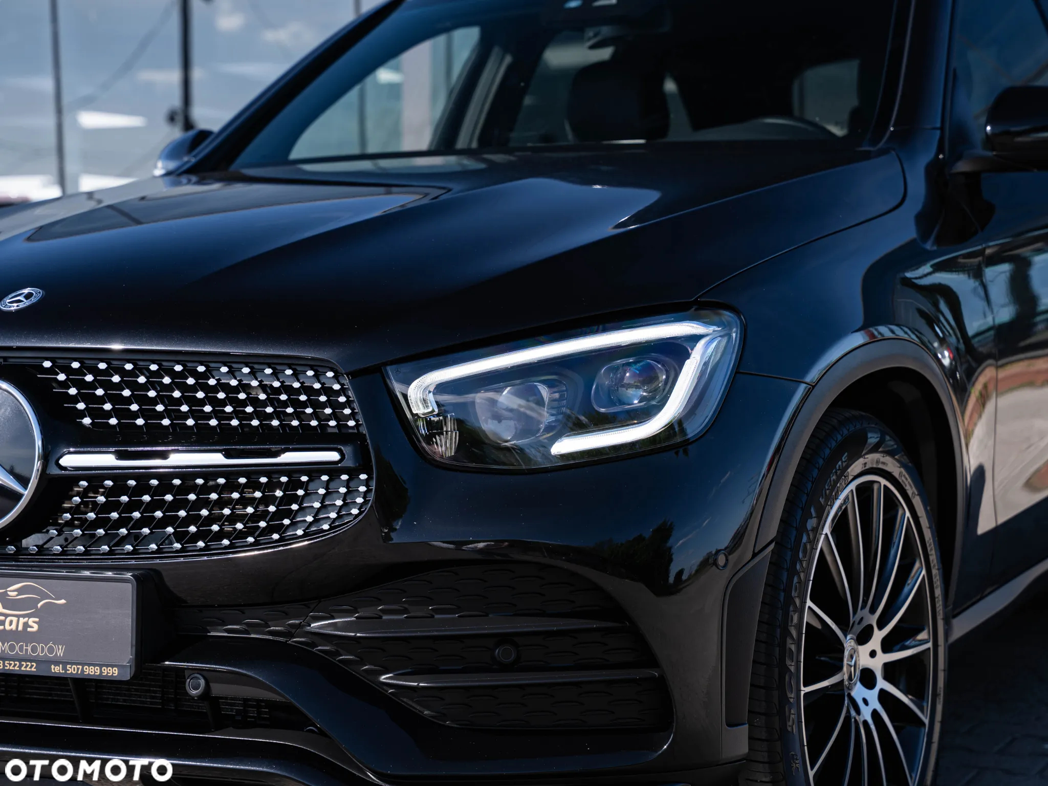 Mercedes-Benz GLC 200 4Matic 9G-TRONIC AMG Line Plus - 17