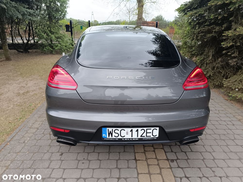Porsche Panamera - 3