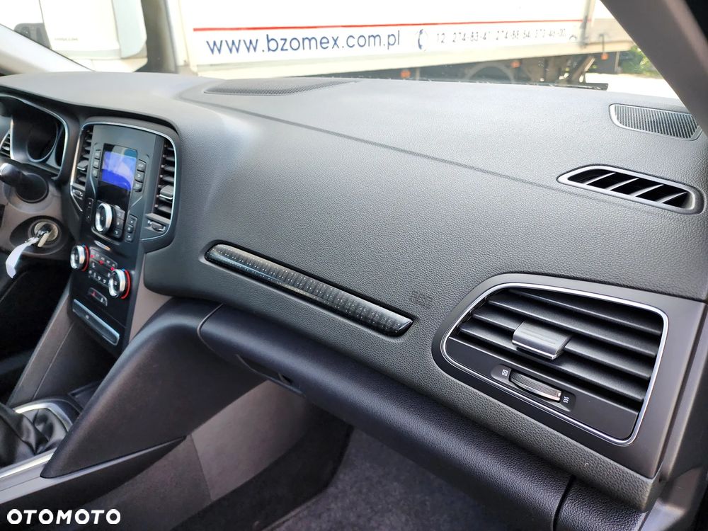 Renault Megane 1.6 SCe Limited - 19