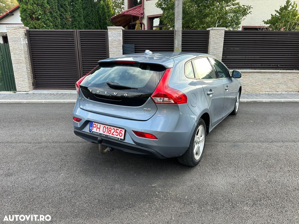 Volvo V40 D2 Momentum - 5