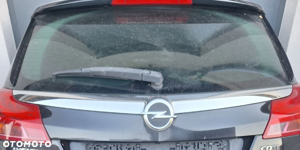 BLENDA,LOGO CHROM- OPEL INSIGNIA A KOMBI 2010 ROK/ Z20R