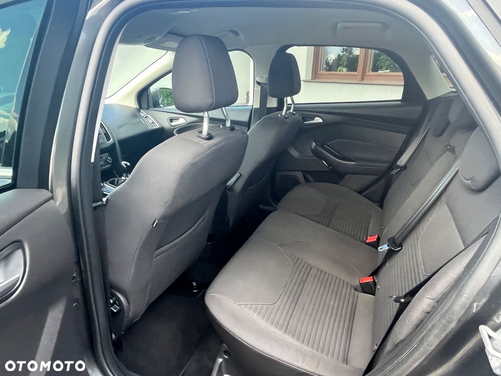 Ford Focus 1.5 EcoBoost Titanium - 15
