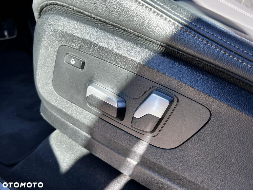 BMW X5 xDrive30d mHEV - 15