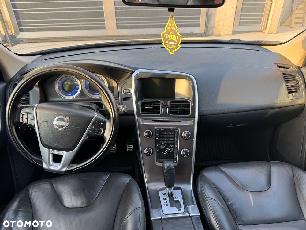 Volvo XC 60 D3 AWD R Design - 12