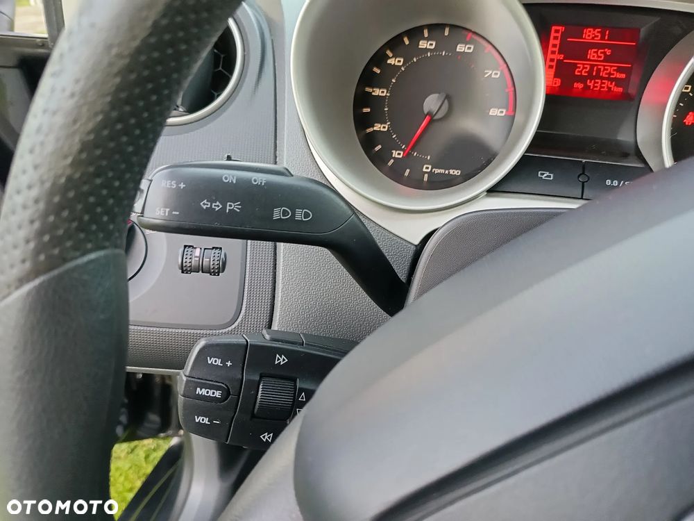 Seat Ibiza 1.4 16V Style - 17