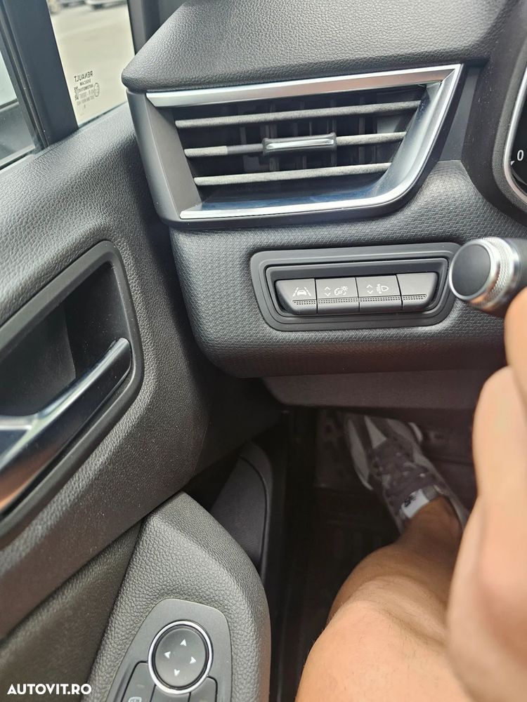 Renault Clio - 5