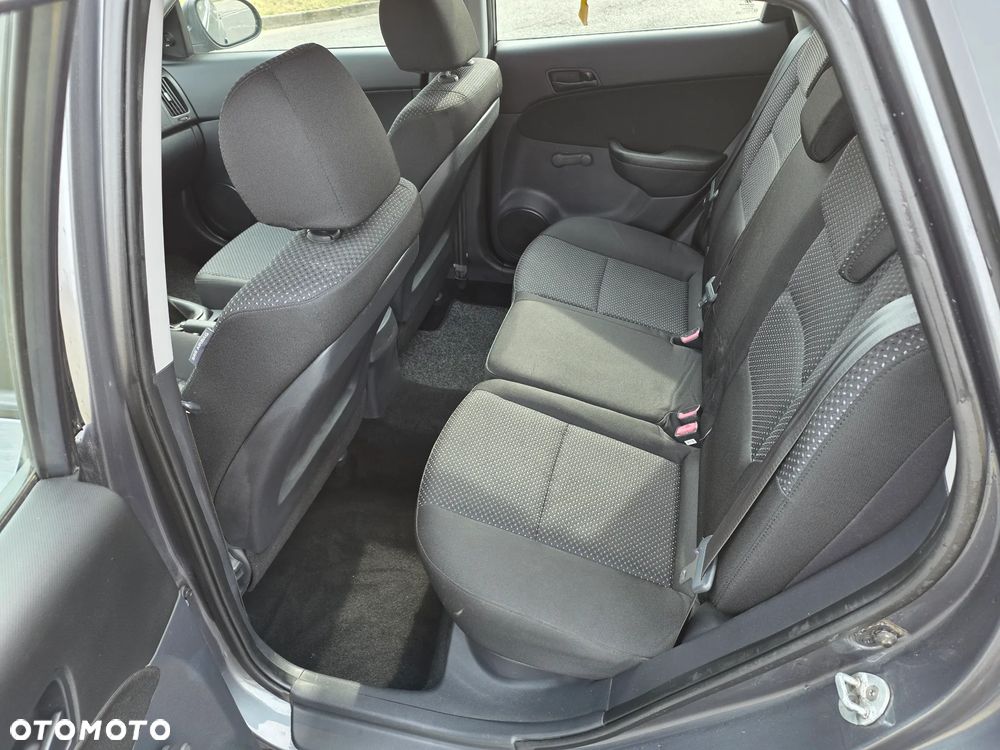 Hyundai i30 1.4 Edition Plus - 17