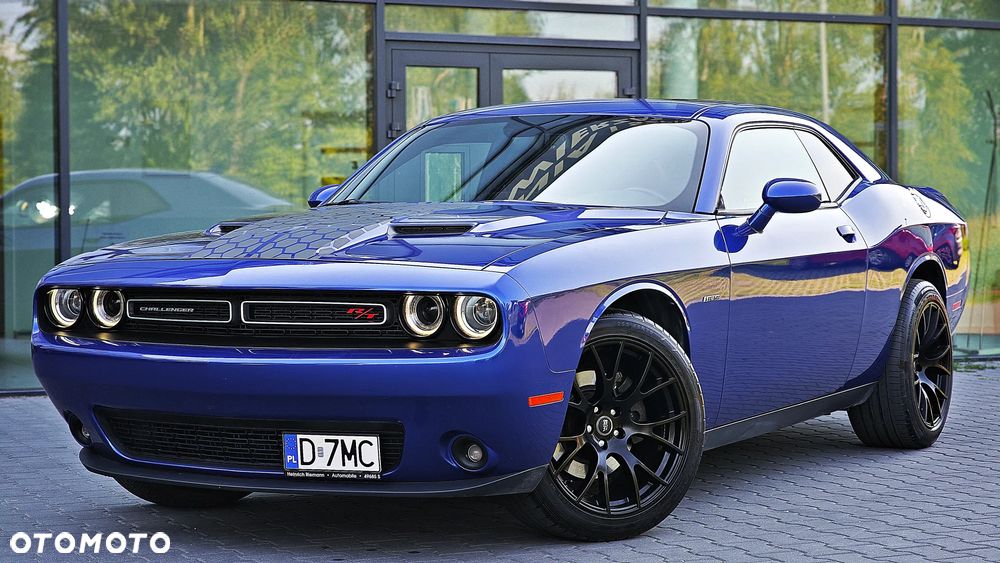 Dodge Challenger - 1