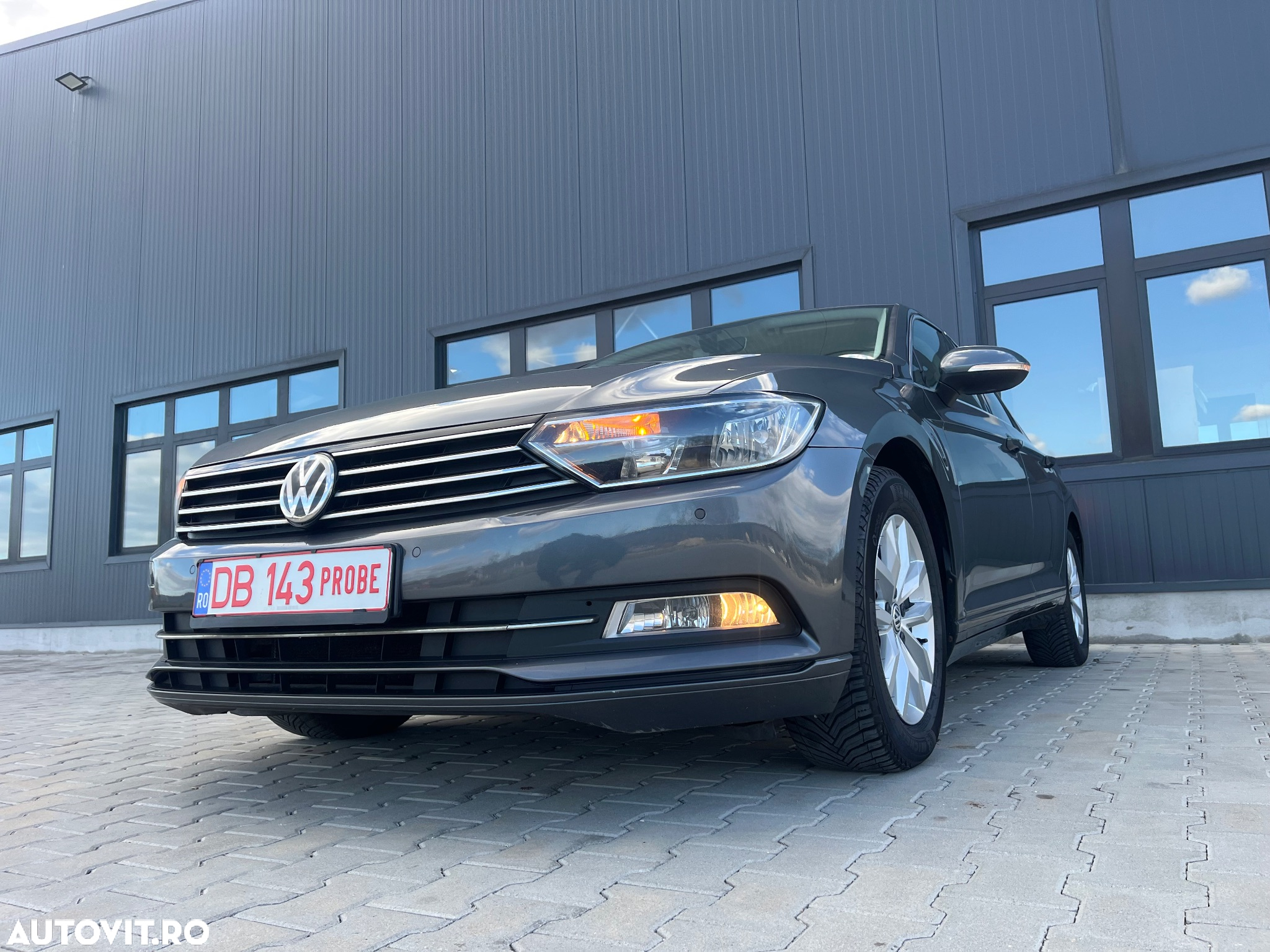 Volkswagen Passat 1.6 TDI (BlueMotion Technology) Comfortline - 10