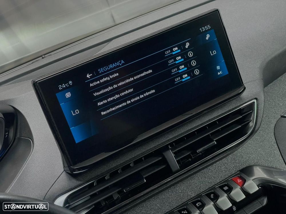 Peugeot 5008 1.2 PureTech Allure EAT8 - 14