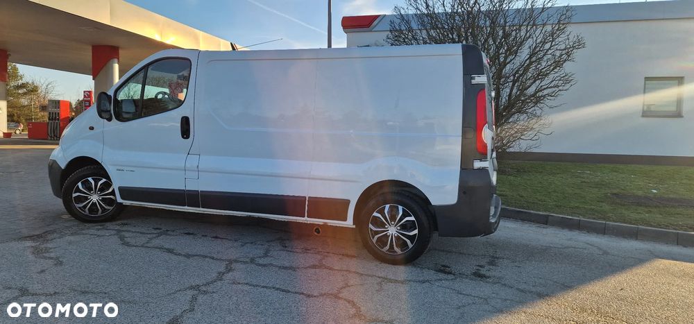 Opel Vivaro - 6