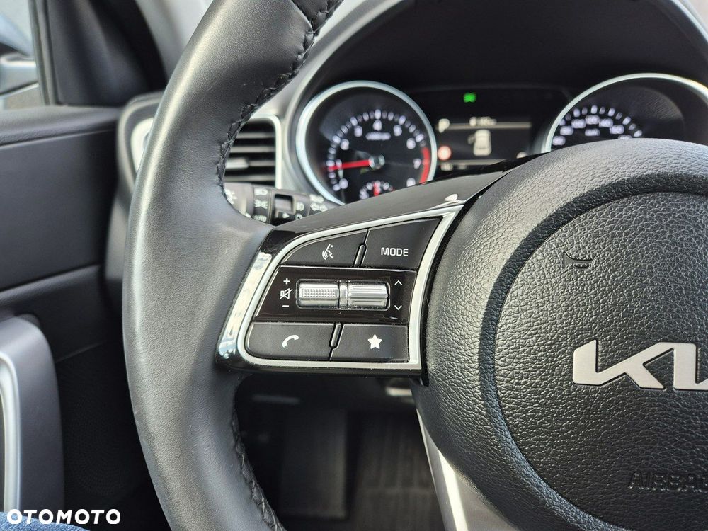 Kia XCeed 1.5 T-GDI M DCT - 35