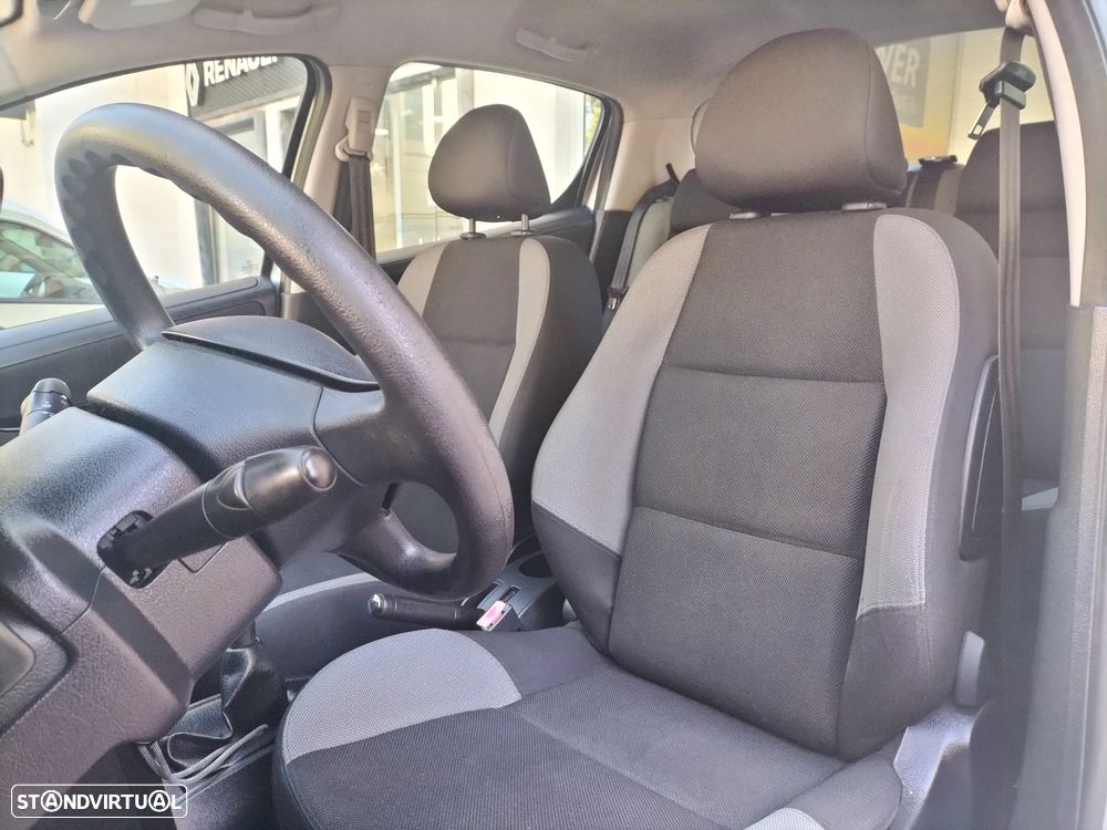Peugeot 207 1.4 16V Open - 20