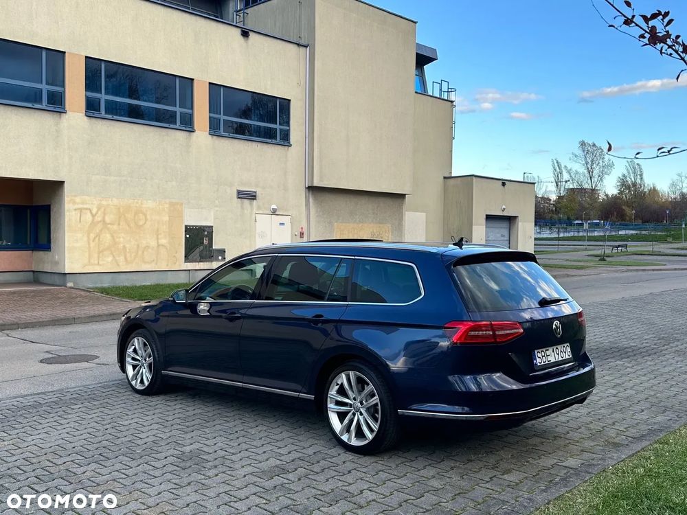 Volkswagen Passat Variant 2.0 TDI SCR DSG Highline - 9