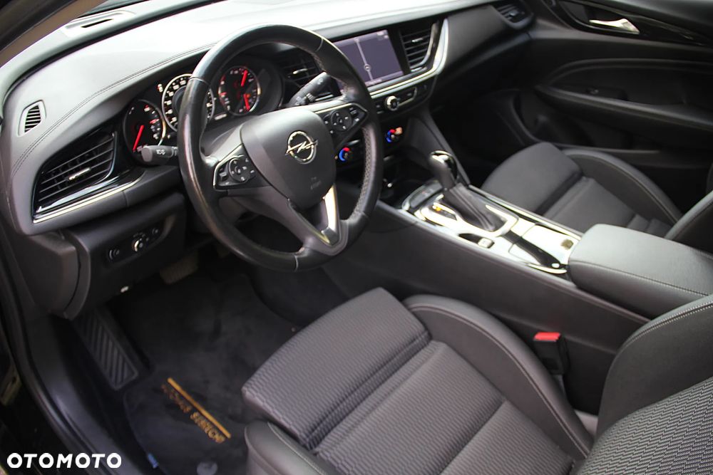Opel Insignia 2.0 CDTI automatik Business Edition - 24