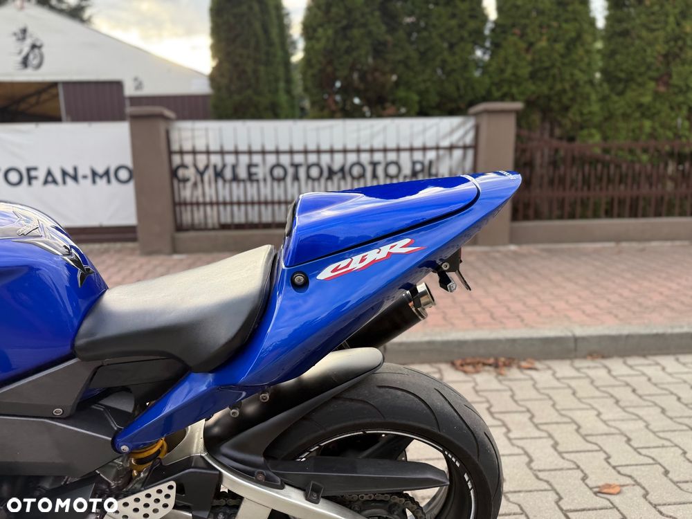 Honda CBR - 21