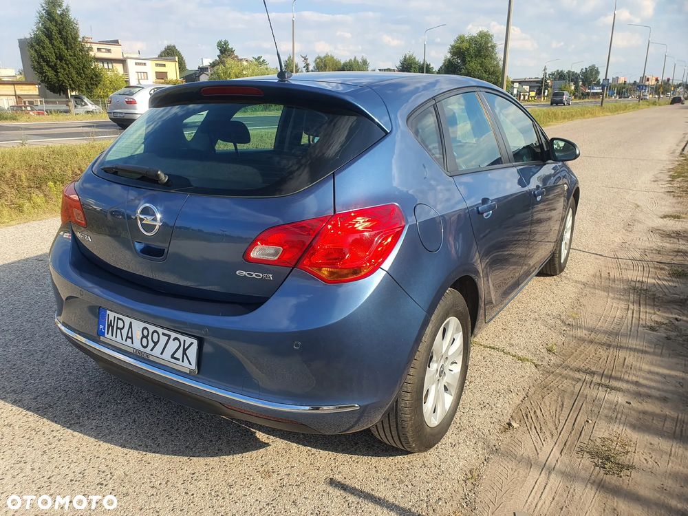 Opel Astra IV 1.4 T Cosmo - 6