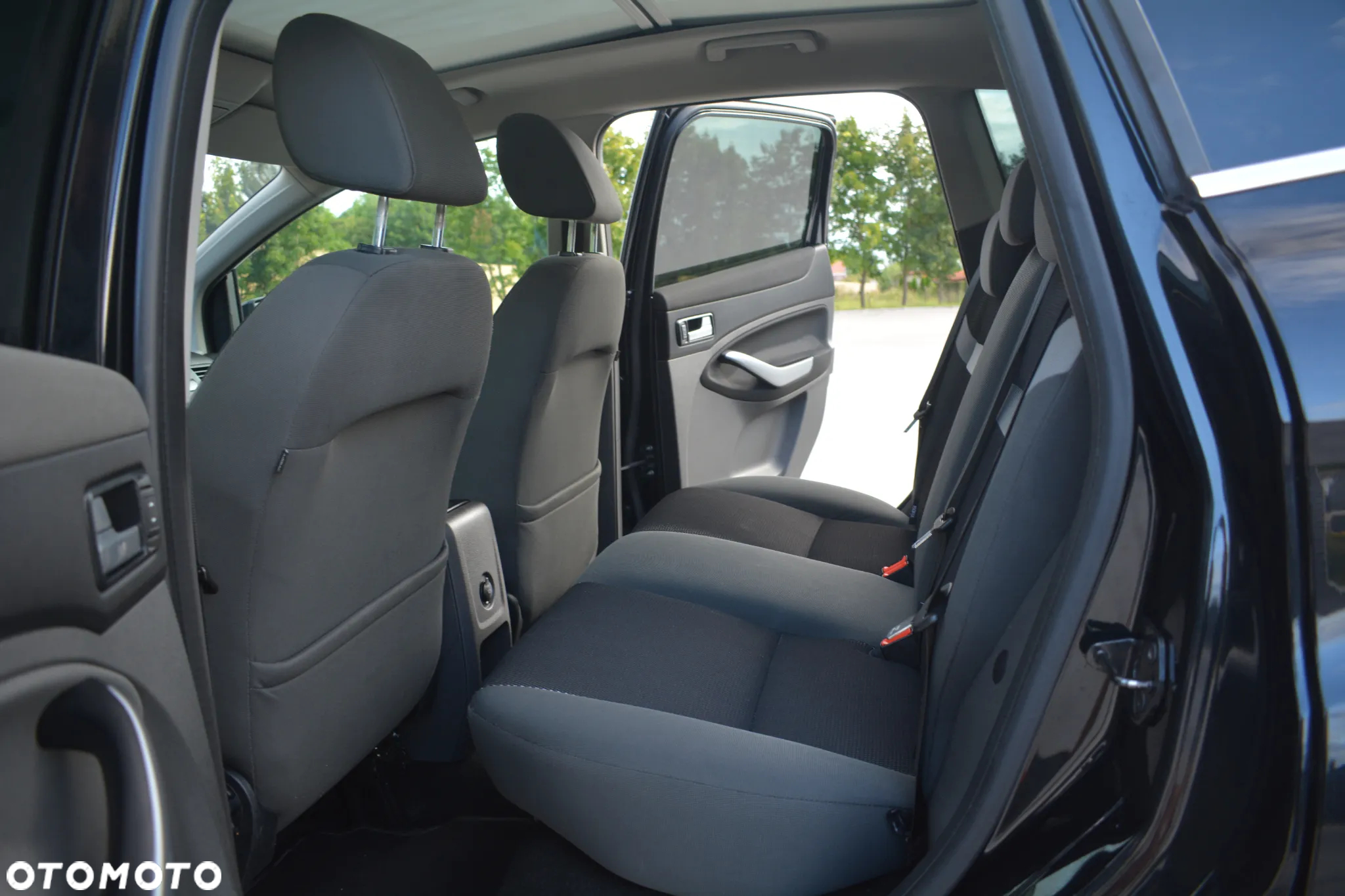 Ford Kuga - 25