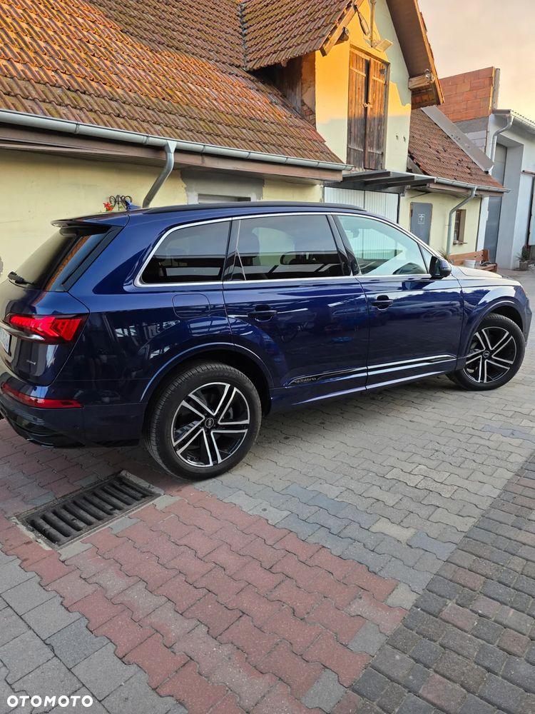 Audi Q7 - 7