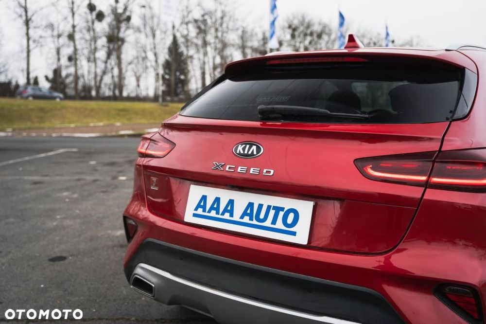 Kia XCeed - 16