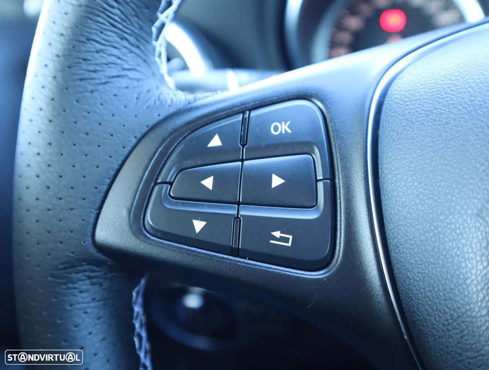 Mercedes-Benz A 180 d Urban - 28