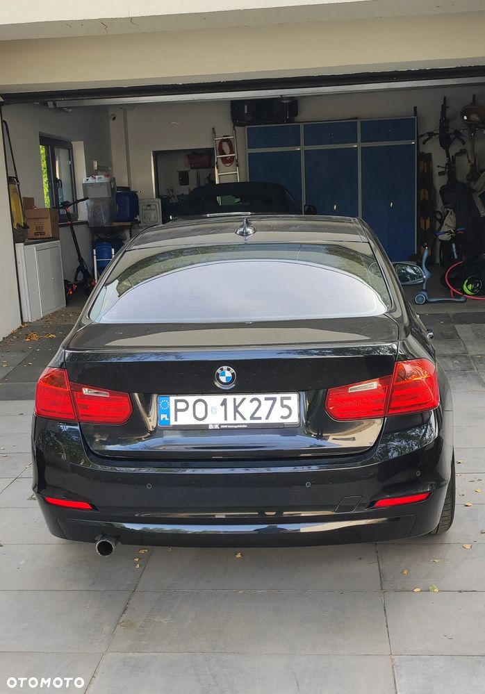 BMW Seria 3 316d - 9