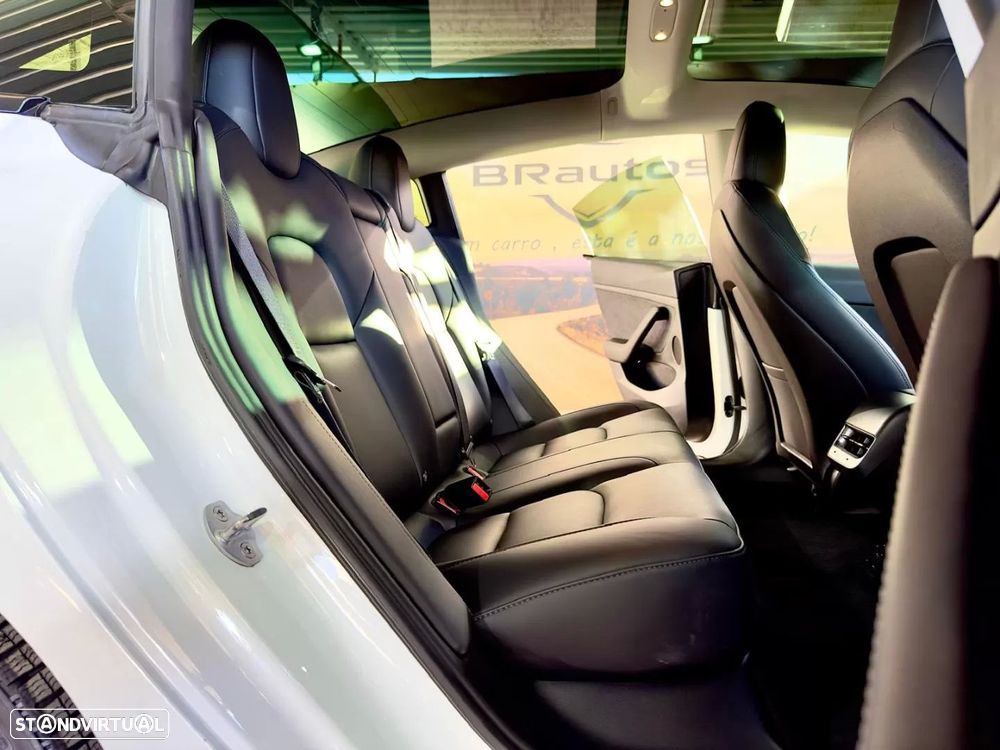 Tesla Model 3 Performance Dual Motor AWD - 17