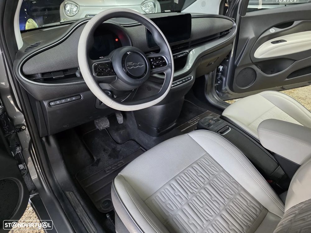 Fiat 500e C La Prima - 21