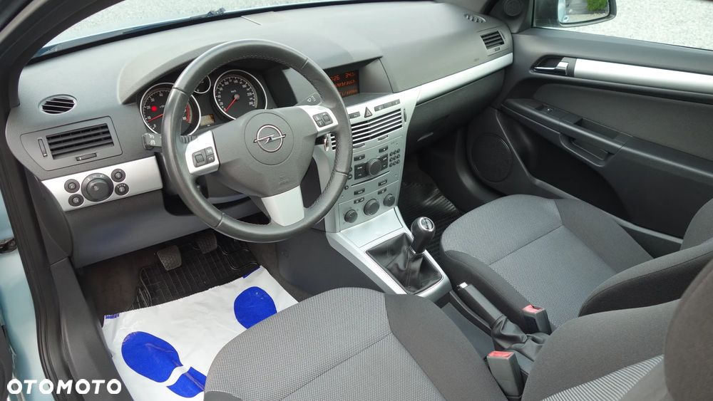 Opel Astra 1.8 Sport - 8