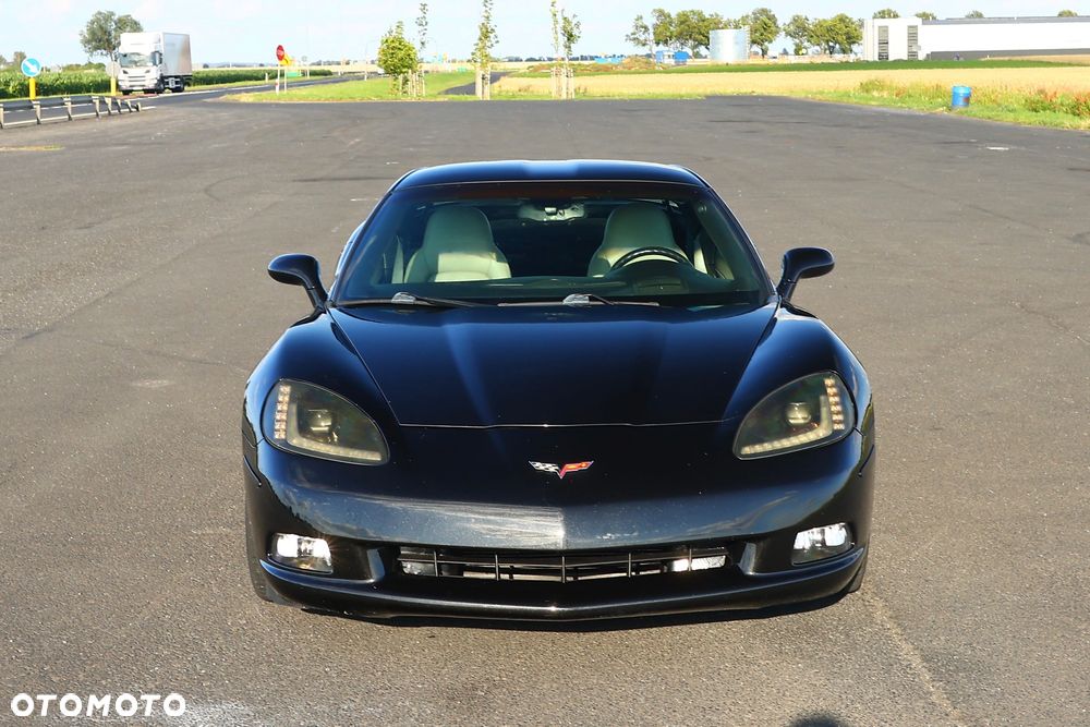 Chevrolet Corvette - 2