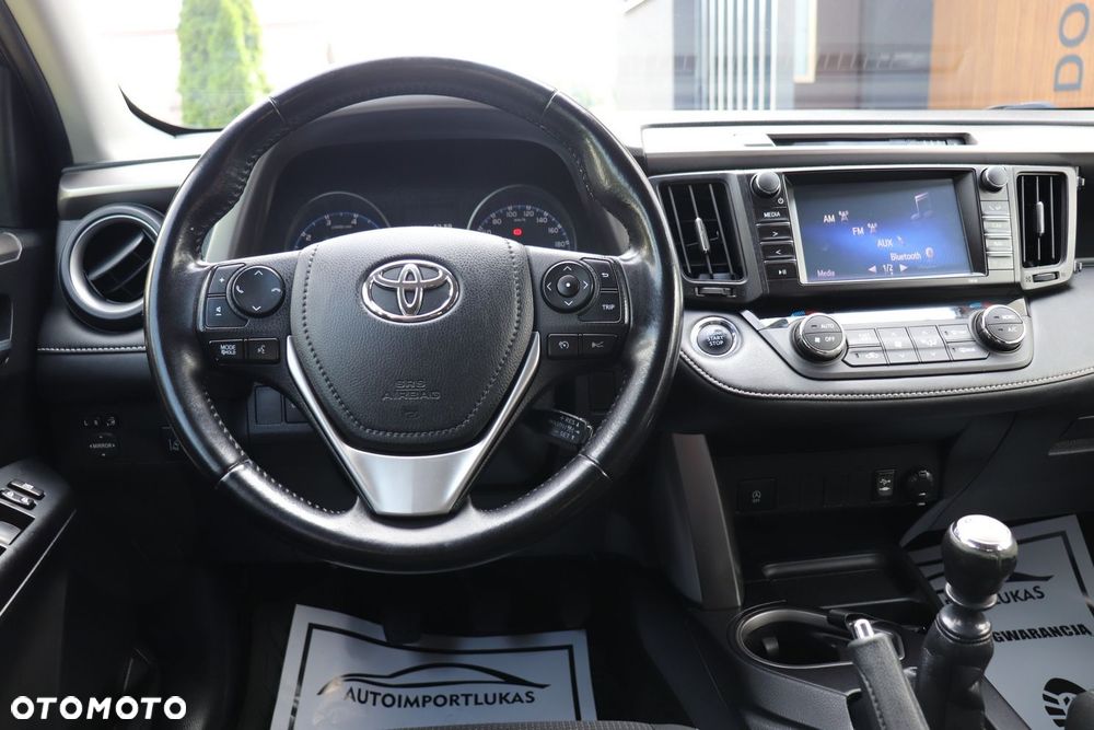 Toyota RAV4 - 11