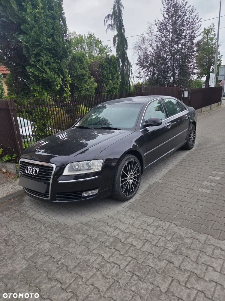 Audi A8 - 2