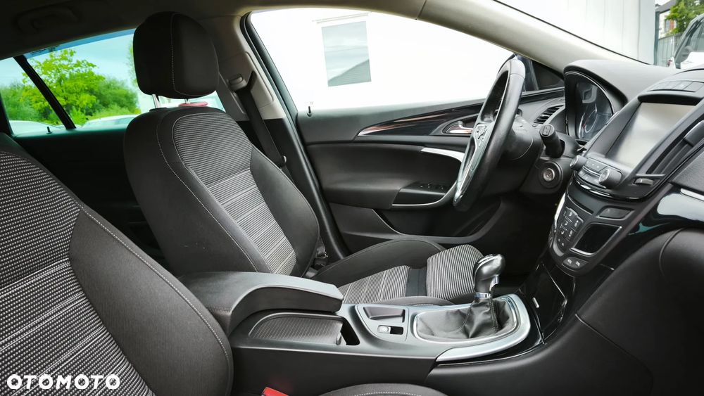 Opel Insignia - 23