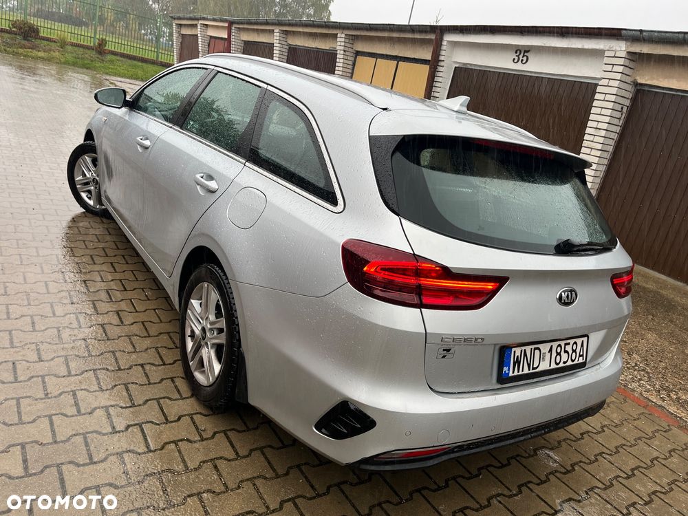 Kia Ceed 1.5 T-GDI M - 14
