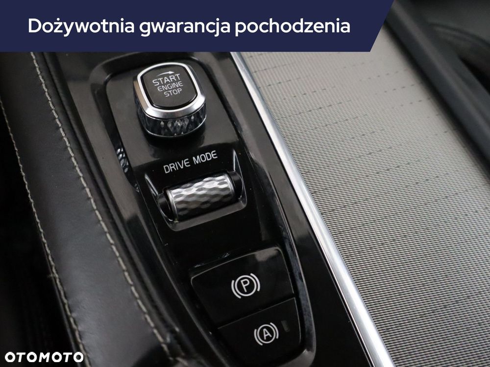 Volvo XC 90 - 21